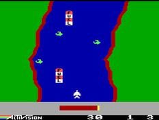 River Raid Screenshot